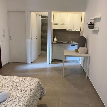 Casa Di Vittoria Apartment Verona Ngoại thất bức ảnh